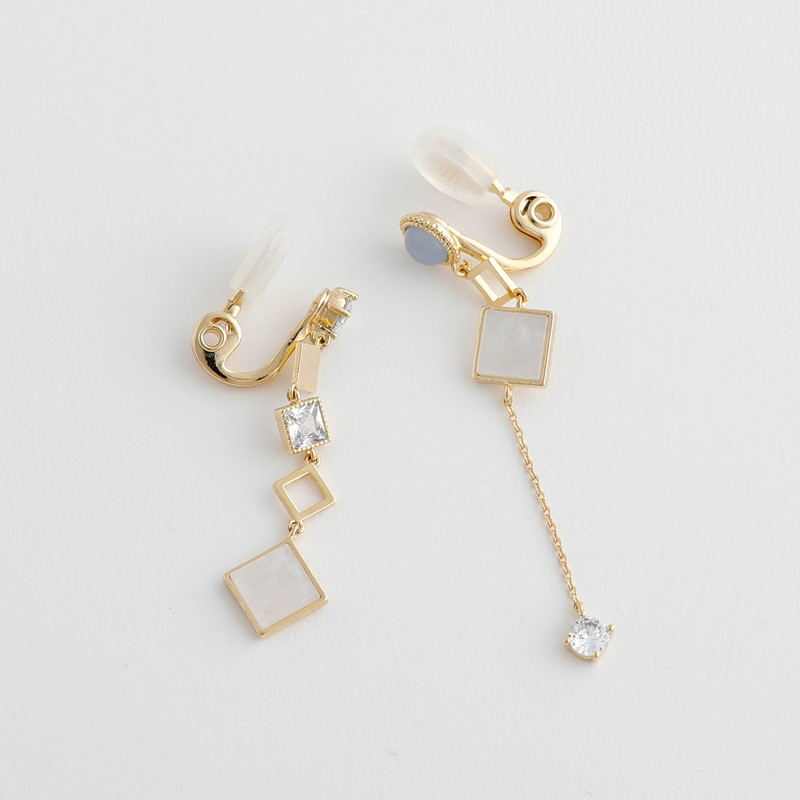 JewCas プリズマティックエアフィットイヤリング[JC4933]