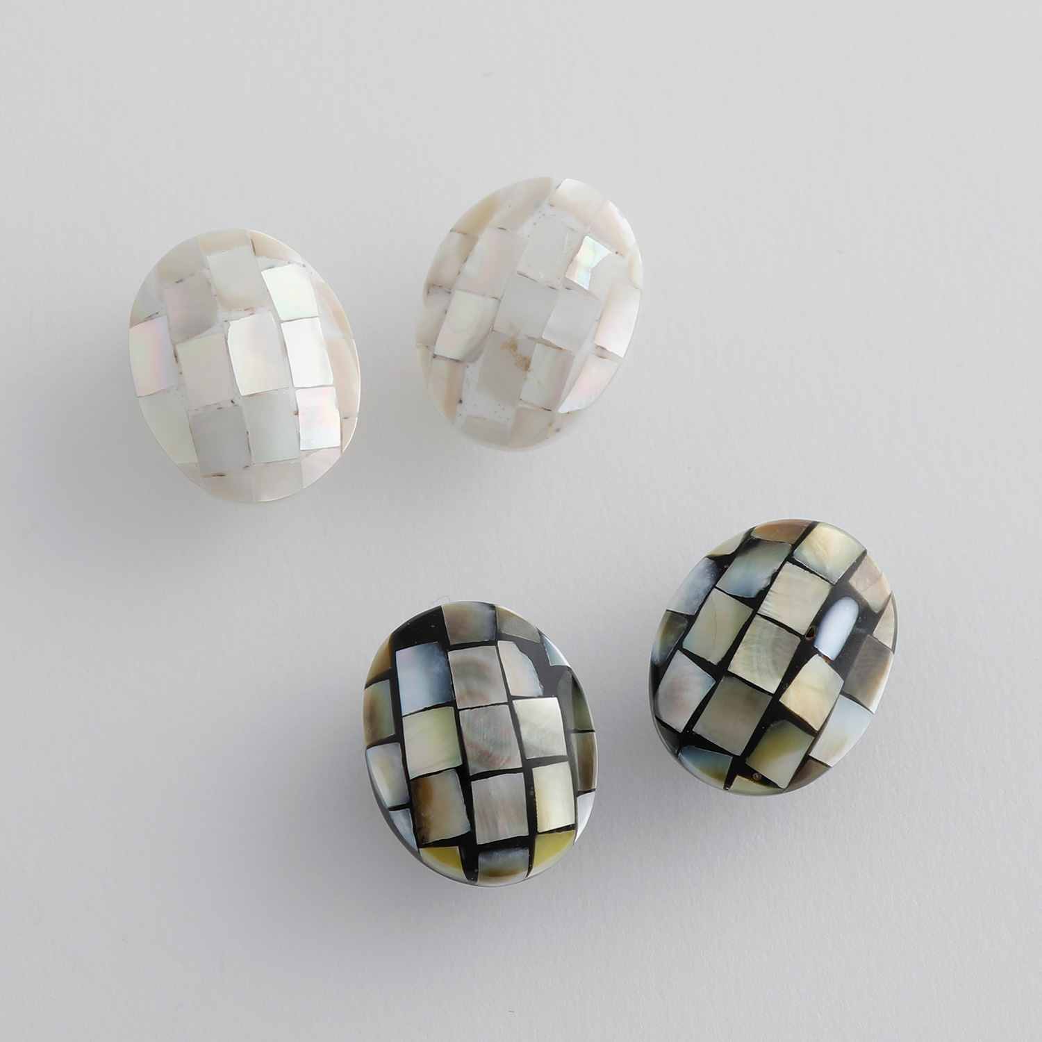 JewCas モザイクシェルエアフィットイヤリング [JC4955]