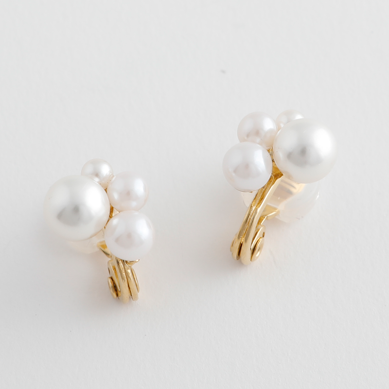 【金属アレルギー対応ノットアレ】大小パールエアフィットイヤリング[NOA0107]