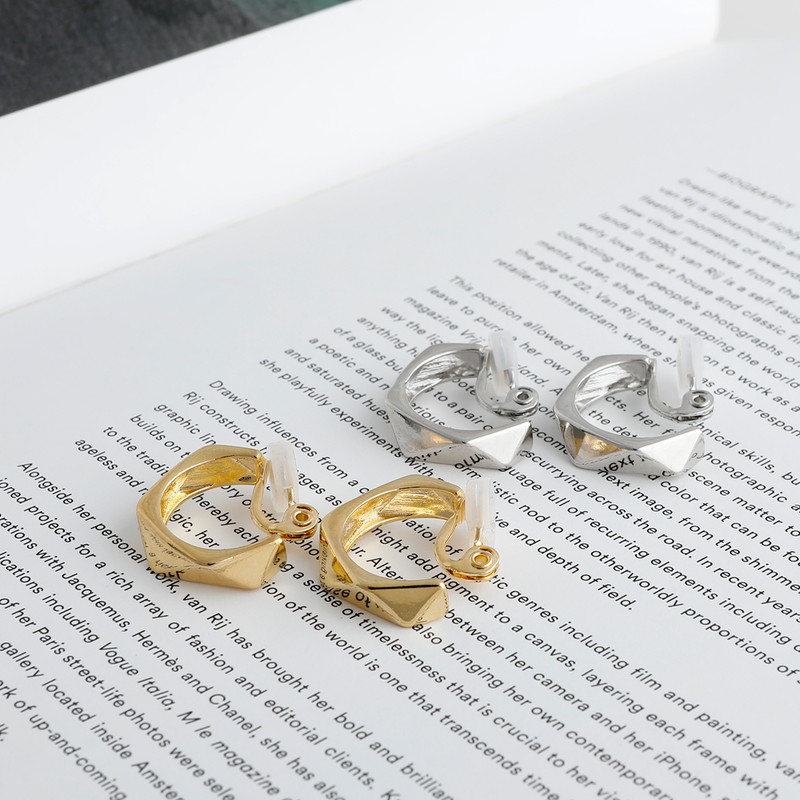 【金属アレルギー対応ノットアレ】カクフープエアフィットイヤリング[NOA0111]