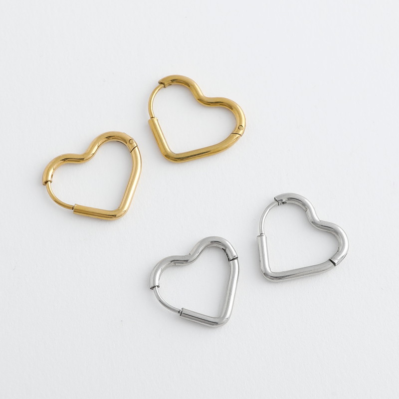 【金属アレルギー対応ノットアレプラス】ステンレスハートピアス[NOP0165]